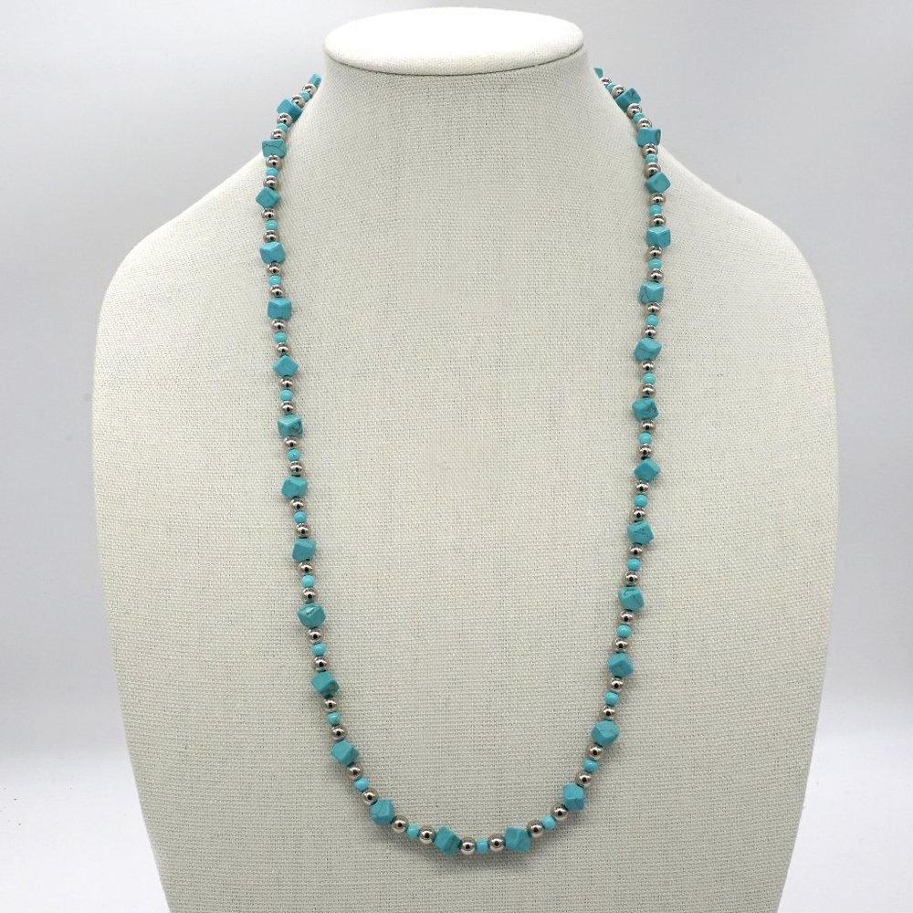 Necklace with Turquoise stones and silver accents. Lobster clasp. - Picture 1 of 4